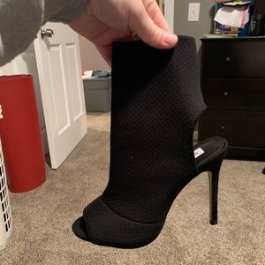 Steve Madden Heels; never worn size 7